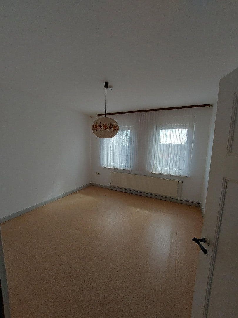 Prodej domu 160 m², pozemek 371 m², Hohenhameln, Dolní Sasko Prodej domu 160 m², pozemek 371 m², Hohenhameln, Dolní Sasko