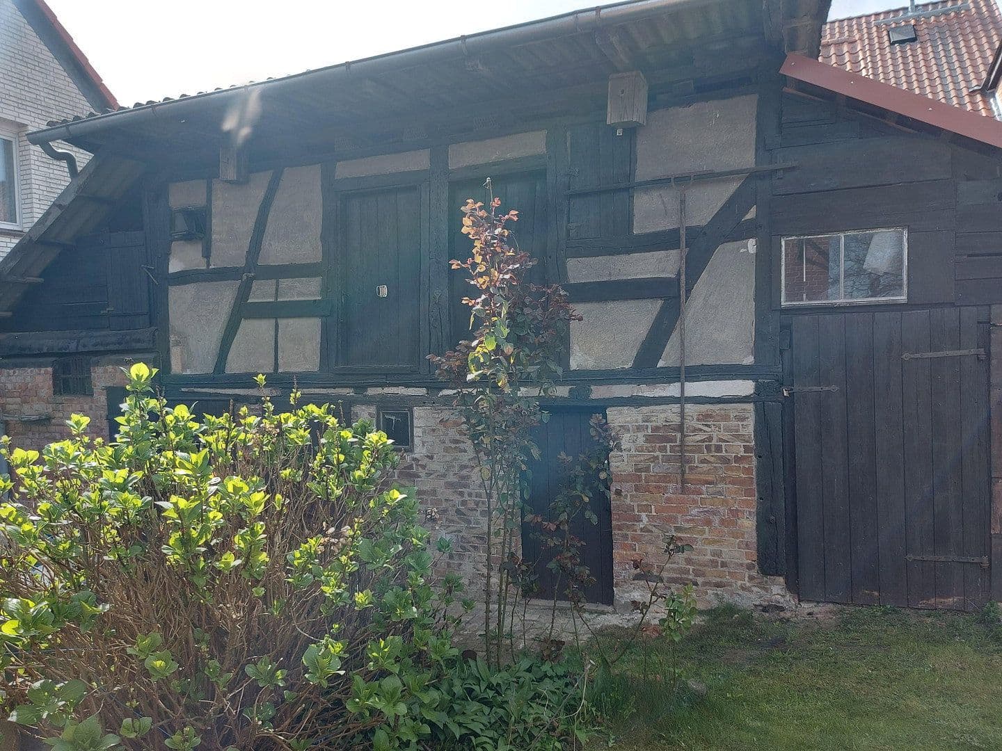 Prodej domu 160 m², pozemek 371 m², Hohenhameln, Dolní Sasko Prodej domu 160 m², pozemek 371 m², Hohenhameln, Dolní Sasko