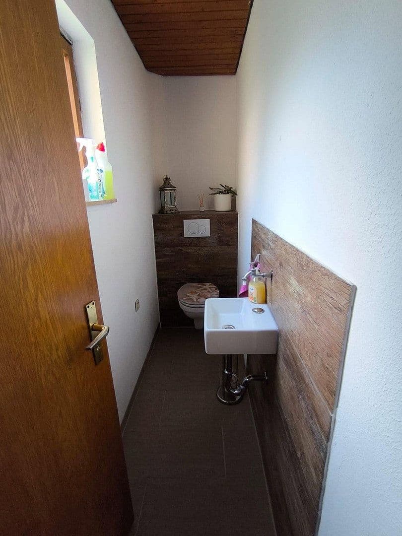 Prodej domu 141 m², pozemek 540 m², Horb am Neckar, Bádensko-Württembersko Prodej domu 141 m², pozemek 540 m², Horb am Neckar, Bádensko-Württembersko
