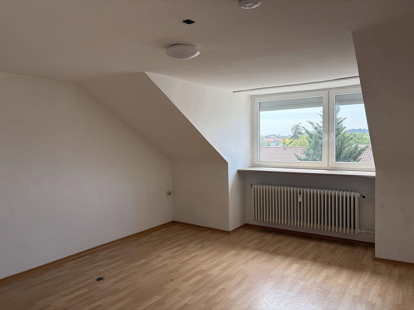 Pronájem bytu 2+1 66 m², Moosacherstraße 5, München, Bavorsko Pronájem bytu 2+1 66 m², Moosacherstraße 5, München, Bavorsko