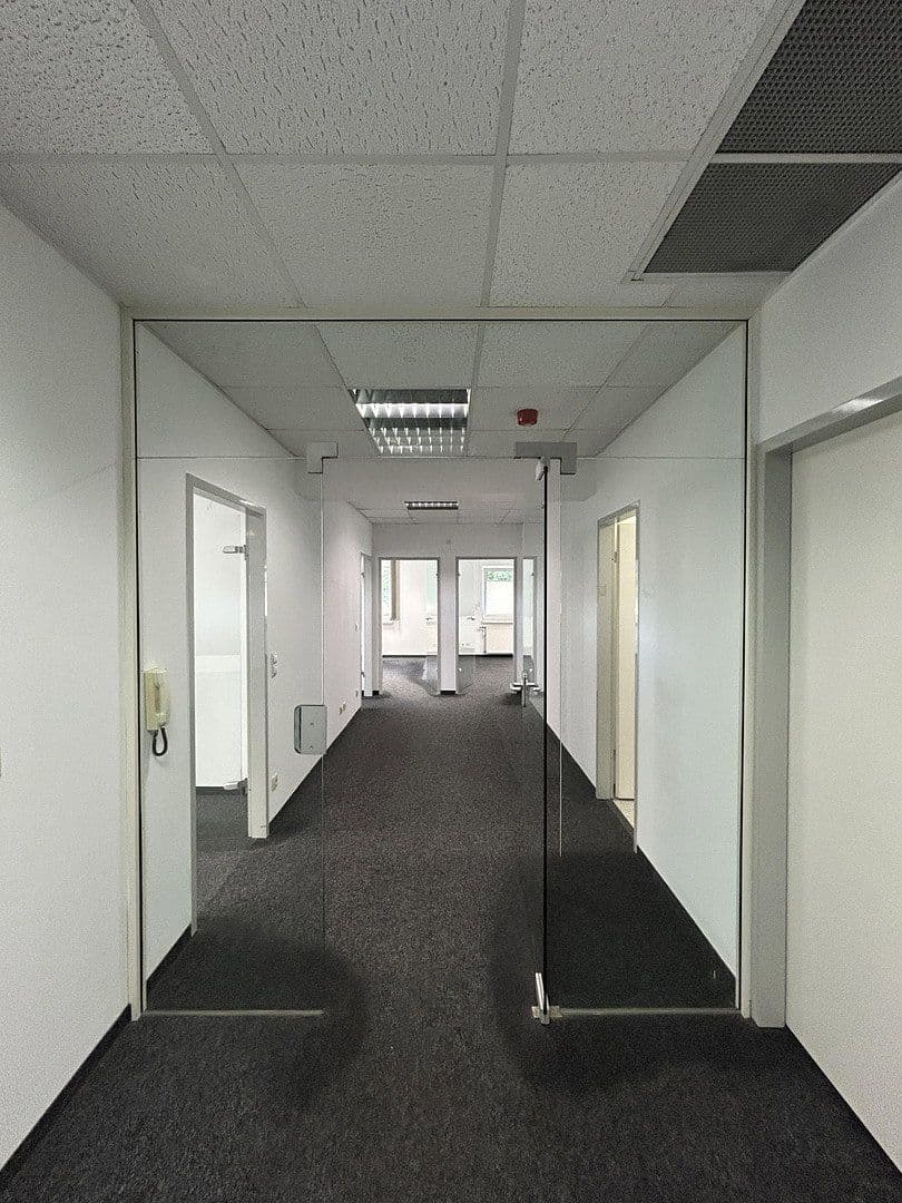 Pronájem kanceláře 1.000 m², Emscherstr. 14, Gelsenkirchen, Severní Porýní-Vestfálsko Pronájem kanceláře 1.000 m², Emscherstr. 14, Gelsenkirchen, Severní Porýní-Vestfálsko