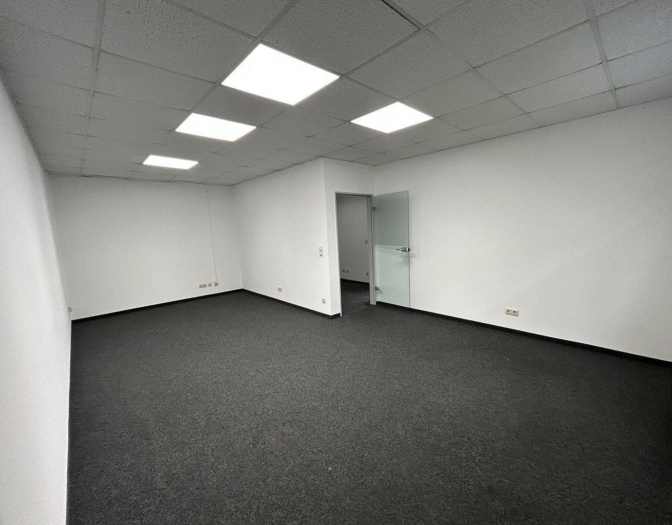 Pronájem kanceláře 1.000 m², Emscherstr. 14, Gelsenkirchen, Severní Porýní-Vestfálsko Pronájem kanceláře 1.000 m², Emscherstr. 14, Gelsenkirchen, Severní Porýní-Vestfálsko
