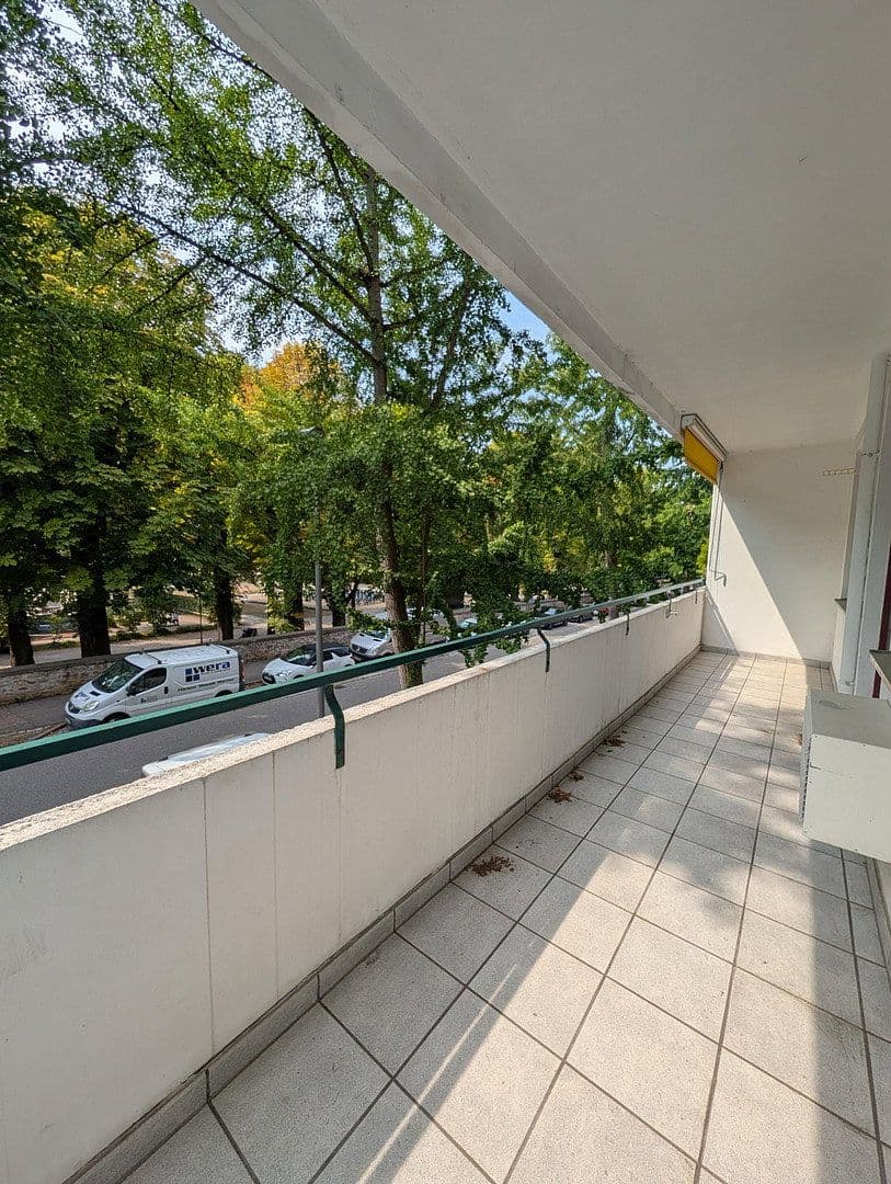 Pronájem bytu 4+1 113 m², Badener Str. 16a, Durlach, Bádensko-Württembersko Pronájem bytu 4+1 113 m², Badener Str. 16a, Durlach, Bádensko-Württembersko