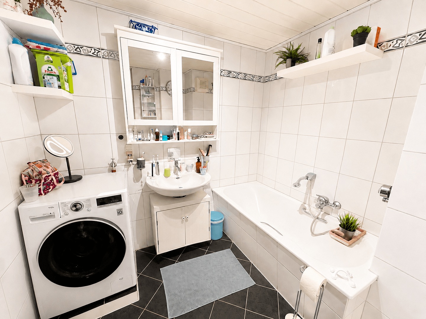 Prodej bytu 3+1 85 m², Bremen, Bremen Prodej bytu 3+1 85 m², Bremen, Bremen