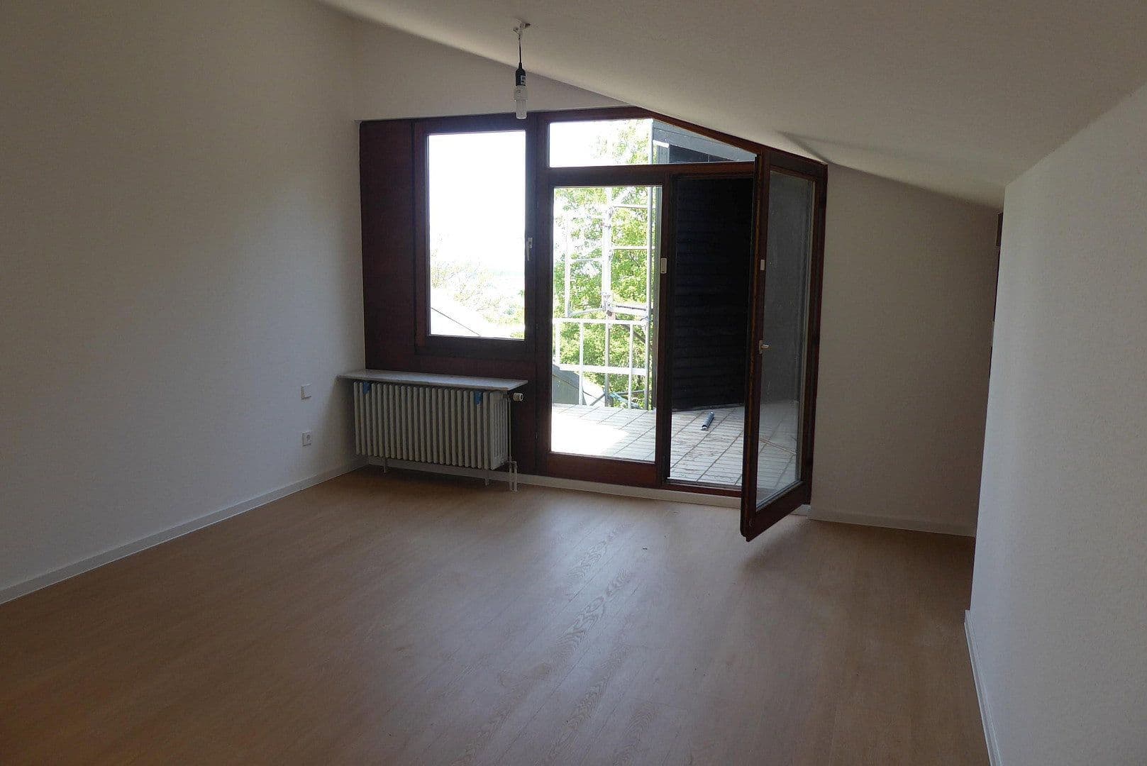 Pronájem domu 99 m², pozemek 72 m², Gerlingen, Bádensko-Württembersko Pronájem domu 99 m², pozemek 72 m², Gerlingen, Bádensko-Württembersko