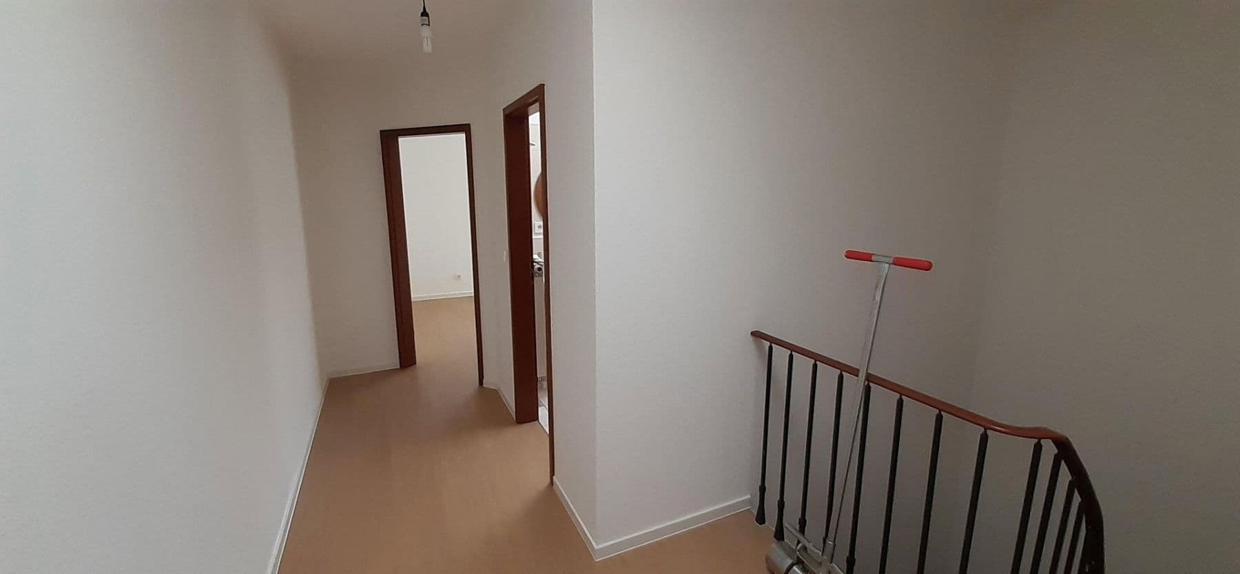 Pronájem domu 99 m², pozemek 72 m², Gerlingen, Bádensko-Württembersko Pronájem domu 99 m², pozemek 72 m², Gerlingen, Bádensko-Württembersko