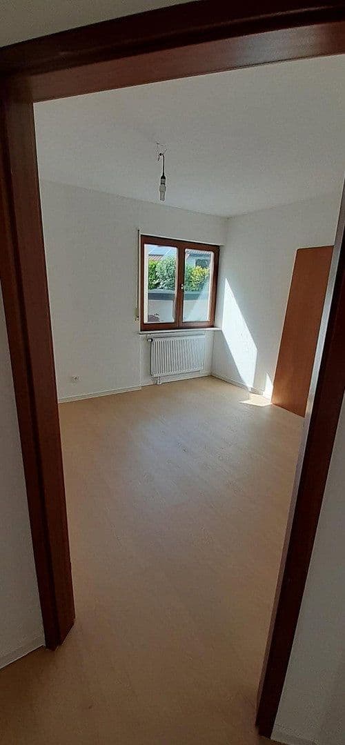 Pronájem domu 99 m², pozemek 72 m², Gerlingen, Bádensko-Württembersko Pronájem domu 99 m², pozemek 72 m², Gerlingen, Bádensko-Württembersko
