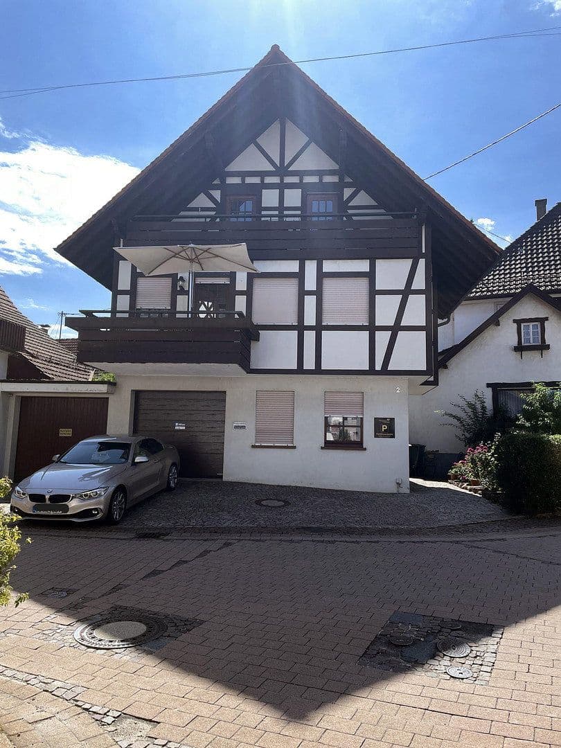 Prodej domu 168 m², pozemek 415 m², Kappelrodeck, Bádensko-Württembersko Prodej domu 168 m², pozemek 415 m², Kappelrodeck, Bádensko-Württembersko