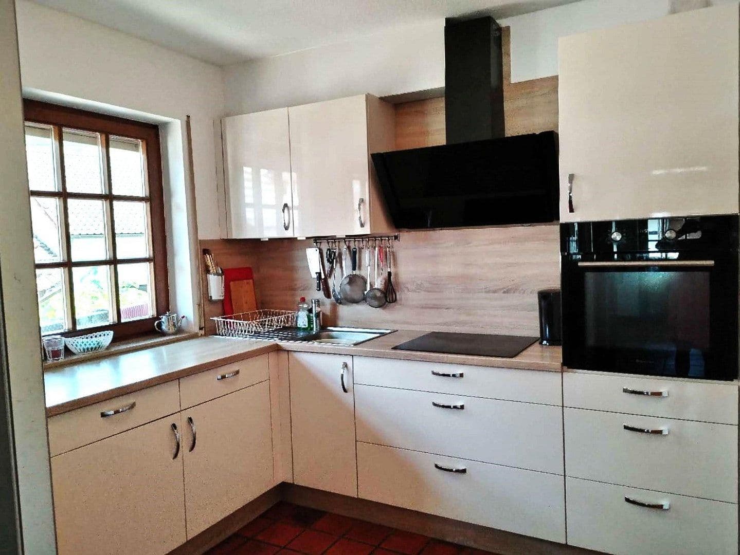 Prodej domu 168 m², pozemek 415 m², Kappelrodeck, Bádensko-Württembersko Prodej domu 168 m², pozemek 415 m², Kappelrodeck, Bádensko-Württembersko