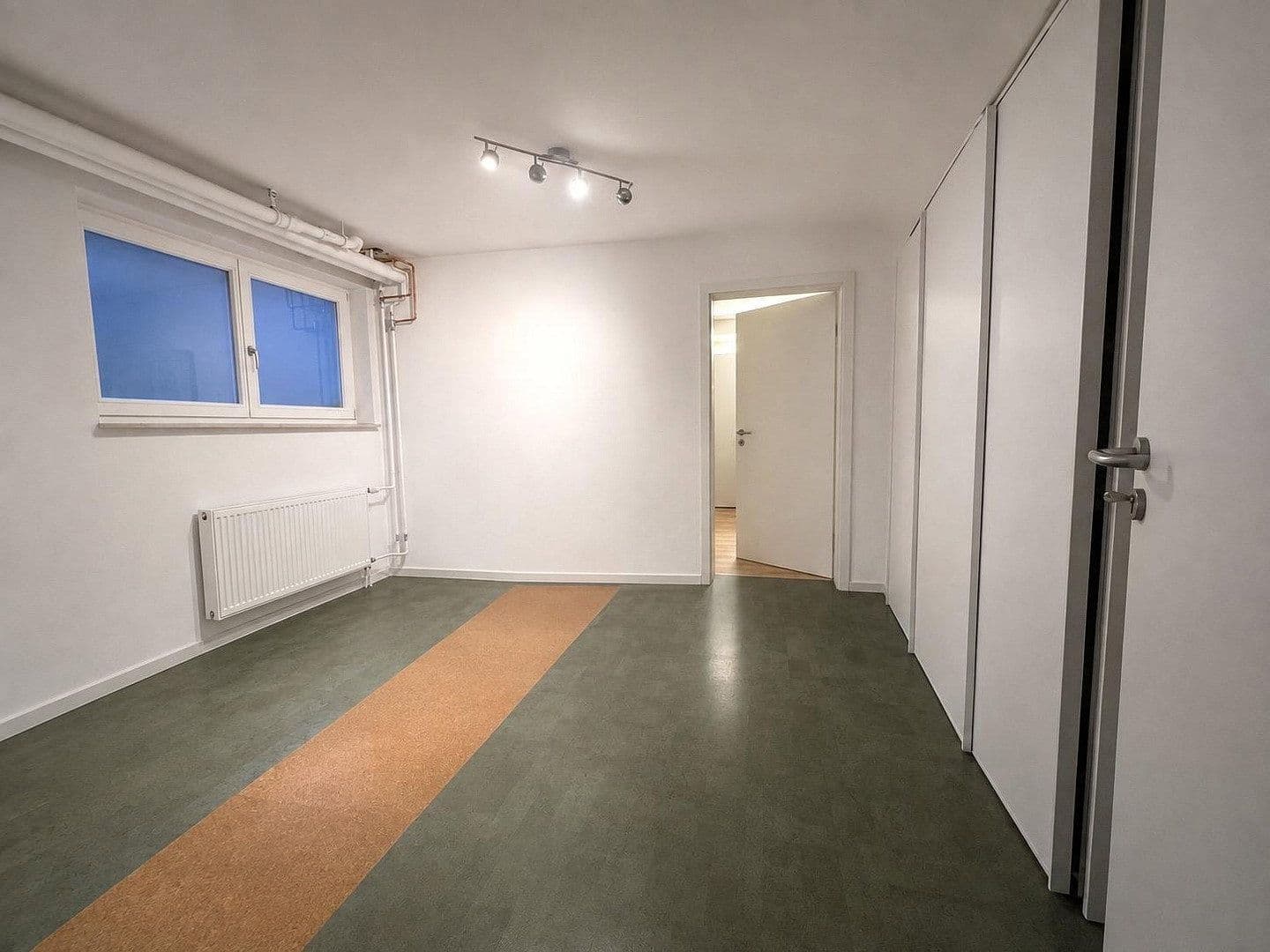 Prodej domu 265 m², pozemek 282 m², Rottweil, Bádensko-Württembersko Prodej domu 265 m², pozemek 282 m², Rottweil, Bádensko-Württembersko