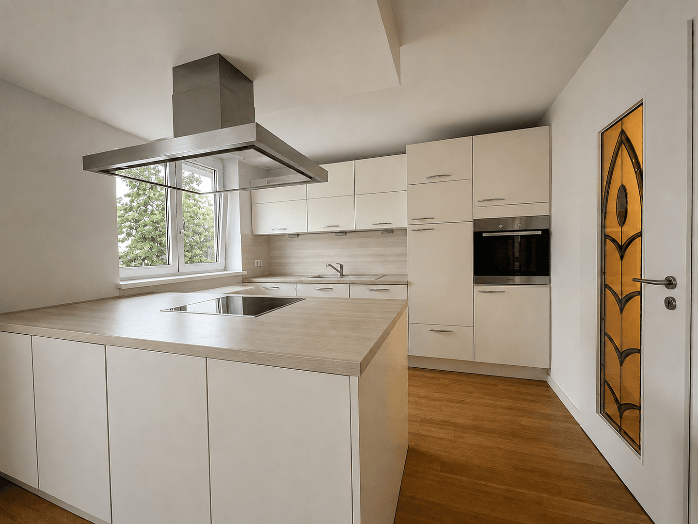 Prodej domu 265 m², pozemek 282 m², Rottweil, Bádensko-Württembersko Prodej domu 265 m², pozemek 282 m², Rottweil, Bádensko-Württembersko