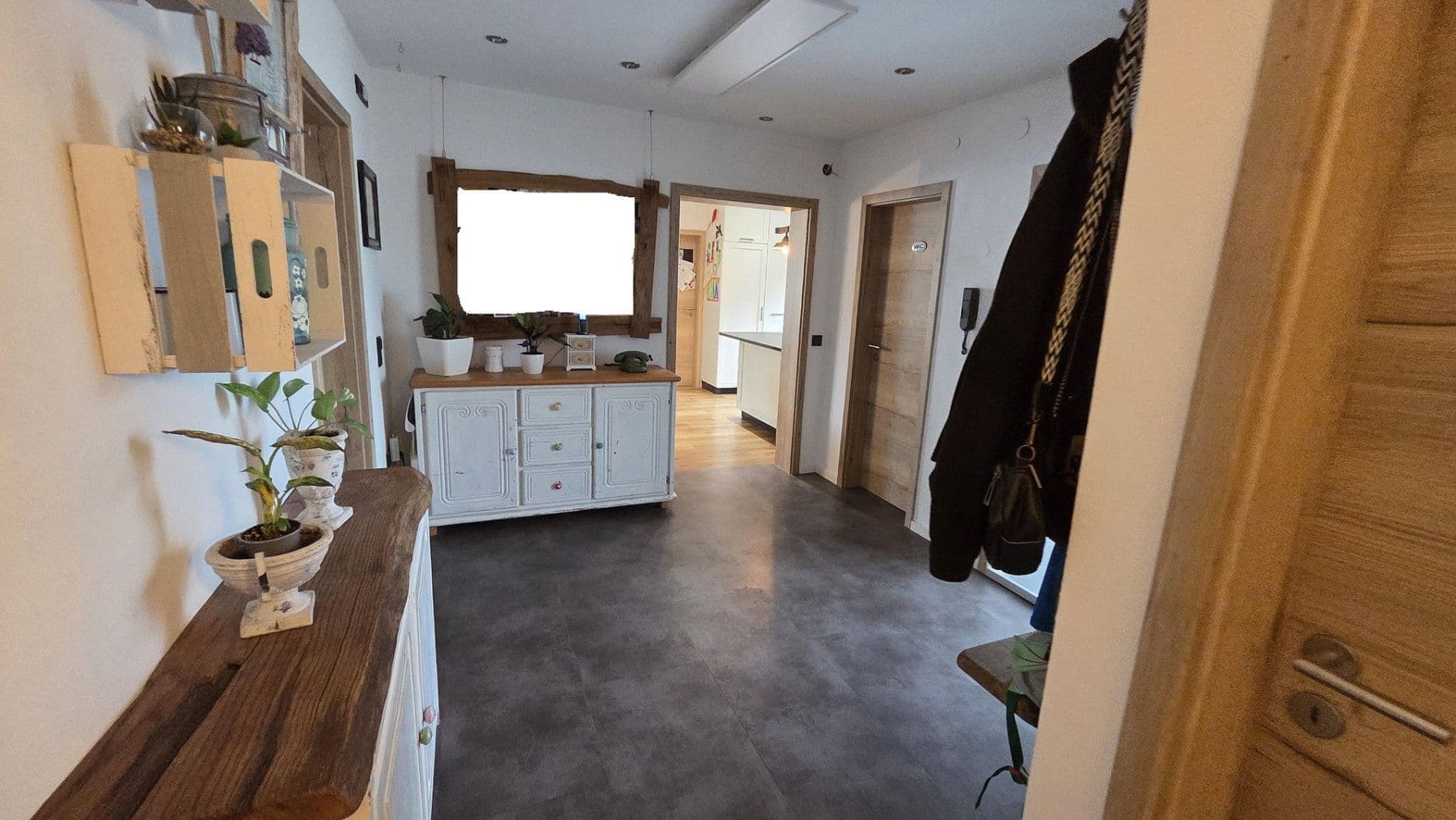 Pronájem bytu 6+1 156 m², Uehlfeld, Bavorsko Pronájem bytu 6+1 156 m², Uehlfeld, Bavorsko