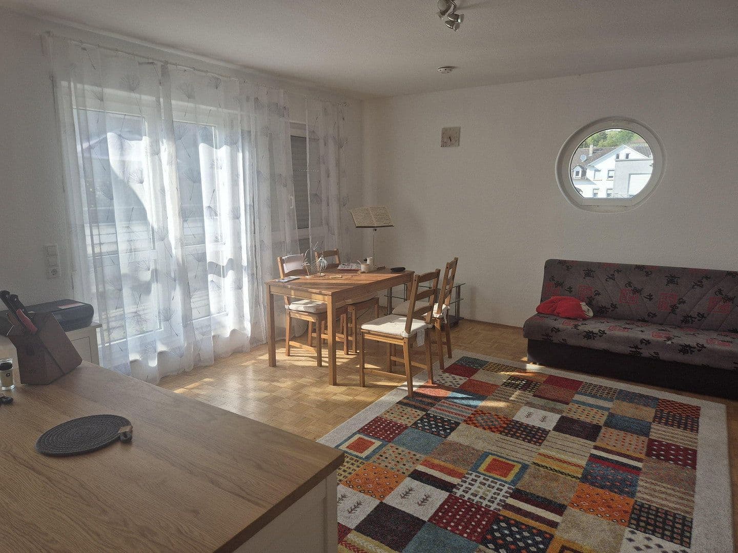 Pronájem bytu 2+1 63 m², Richard-Hirschmann-Str. 9, Esslingen am Neckar, Bádensko-Württembersko Pronájem bytu 2+1 63 m², Richard-Hirschmann-Str. 9, Esslingen am Neckar, Bádensko-Württembersko