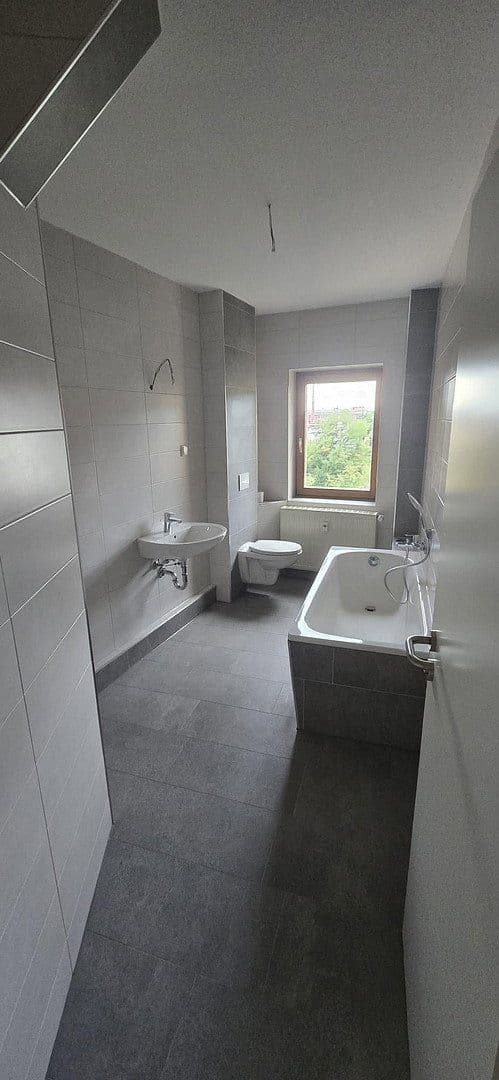 Pronájem bytu 2+1 51 m², Moritz-Löscher-Straße 22, Reichenbach, Sasko Pronájem bytu 2+1 51 m², Moritz-Löscher-Straße 22, Reichenbach, Sasko