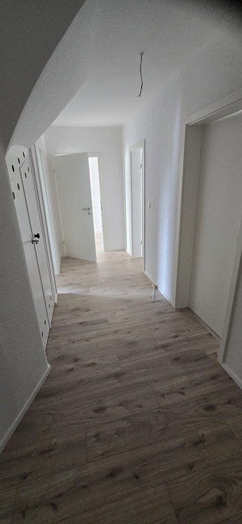Pronájem bytu 2+1 51 m², Moritz-Löscher-Straße 22, Reichenbach, Sasko Pronájem bytu 2+1 51 m², Moritz-Löscher-Straße 22, Reichenbach, Sasko