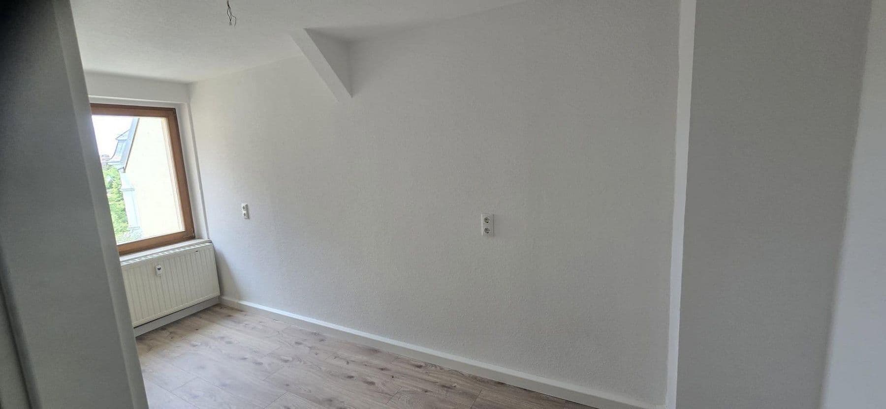 Pronájem bytu 2+1 51 m², Moritz-Löscher-Straße 22, Reichenbach, Sasko Pronájem bytu 2+1 51 m², Moritz-Löscher-Straße 22, Reichenbach, Sasko