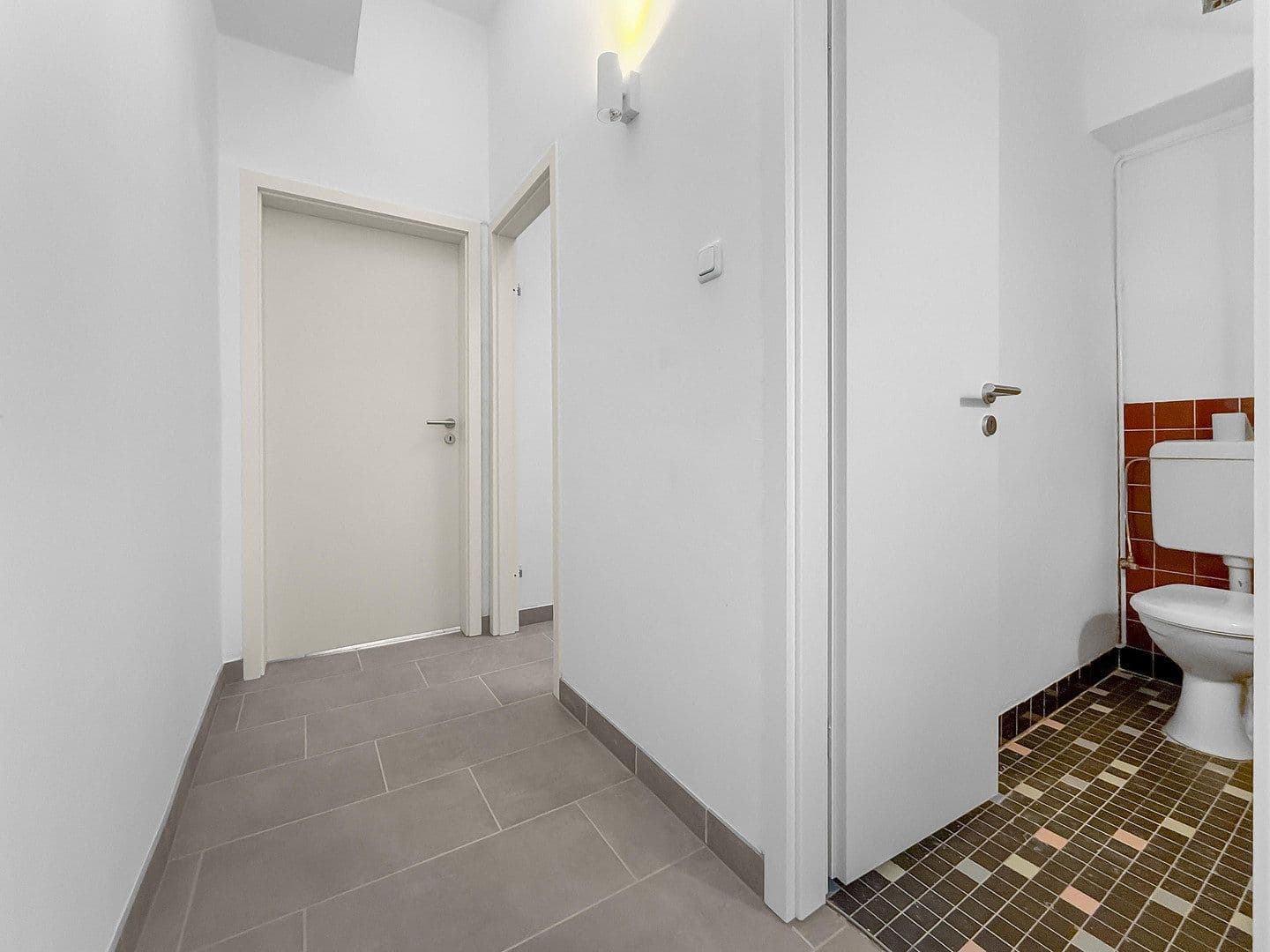 Pronájem bytu 1+1 35 m², Hildesheimer Str. 223, Hannover, Dolní Sasko Pronájem bytu 1+1 35 m², Hildesheimer Str. 223, Hannover, Dolní Sasko