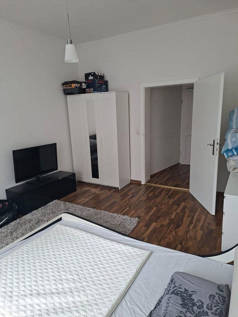 Pronájem bytu 2+1 54 m², Friedrich-Engels-Straße 25, Hanau, Hessen Pronájem bytu 2+1 54 m², Friedrich-Engels-Straße 25, Hanau, Hessen
