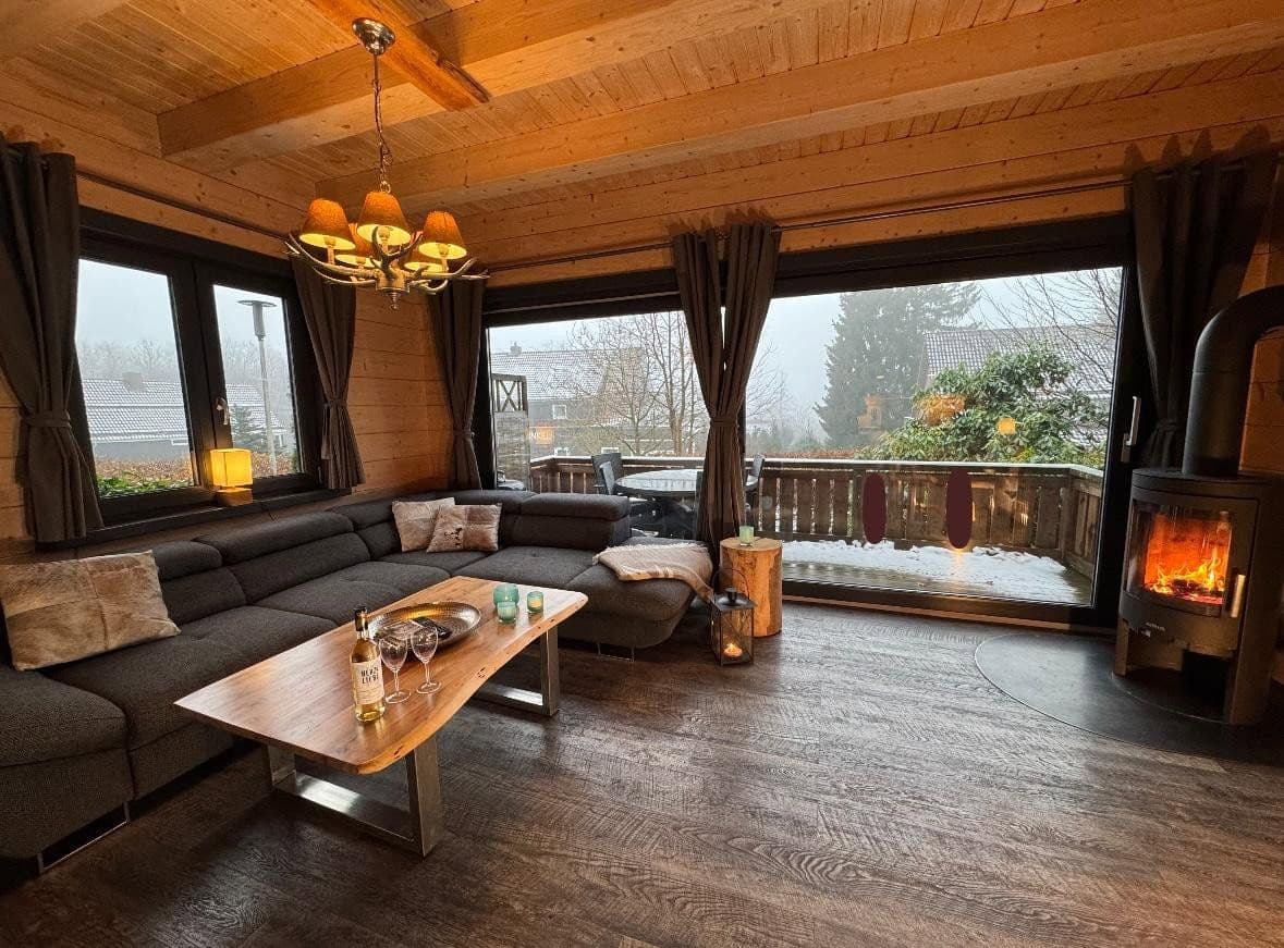 Prodej domu 390 m², pozemek 1.485 m², Goslar, Dolní Sasko Prodej domu 390 m², pozemek 1.485 m², Goslar, Dolní Sasko