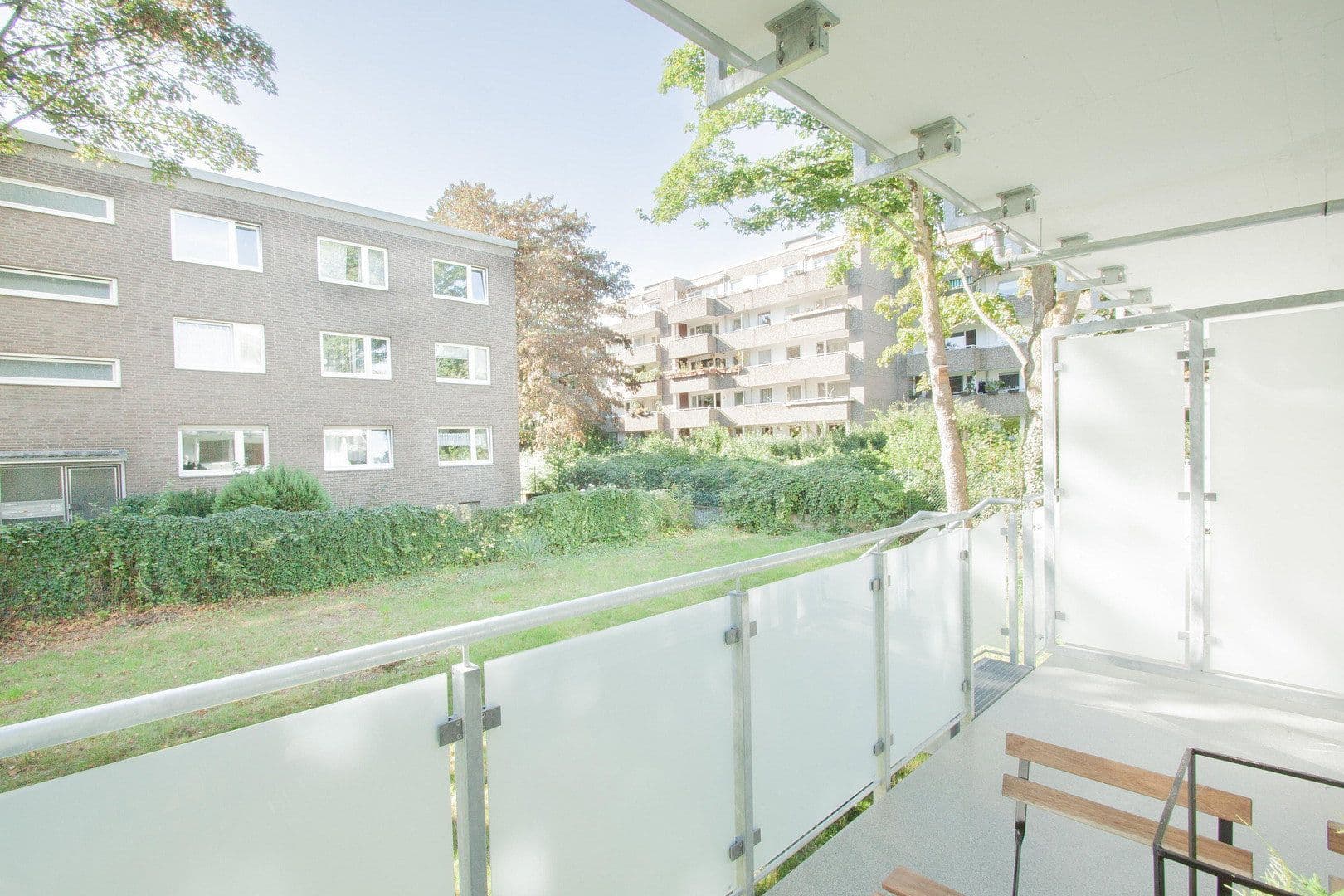 Pronájem bytu 3+1 90 m², Arnold-Schönberg-Str. 5, Düsseldorf, Severní Porýní-Vestfálsko Pronájem bytu 3+1 90 m², Arnold-Schönberg-Str. 5, Düsseldorf, Severní Porýní-Vestfálsko
