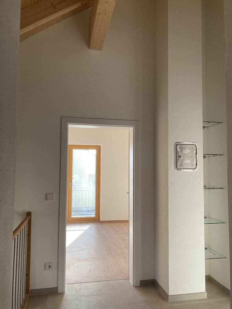 Pronájem domu 177 m², pozemek 548 m², Biberbach, Bavorsko Pronájem domu 177 m², pozemek 548 m², Biberbach, Bavorsko