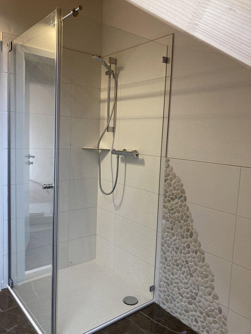 Pronájem domu 177 m², pozemek 548 m², Biberbach, Bavorsko Pronájem domu 177 m², pozemek 548 m², Biberbach, Bavorsko