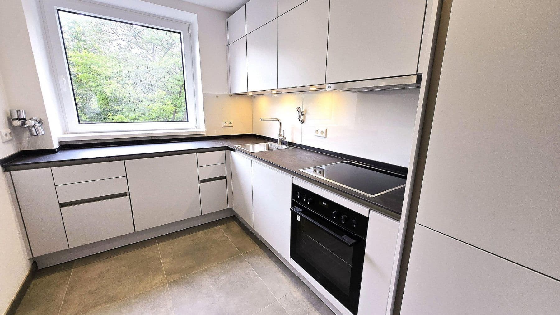 Prodej bytu 2+1 67 m², Hamburg, Hamburg Prodej bytu 2+1 67 m², Hamburg, Hamburg