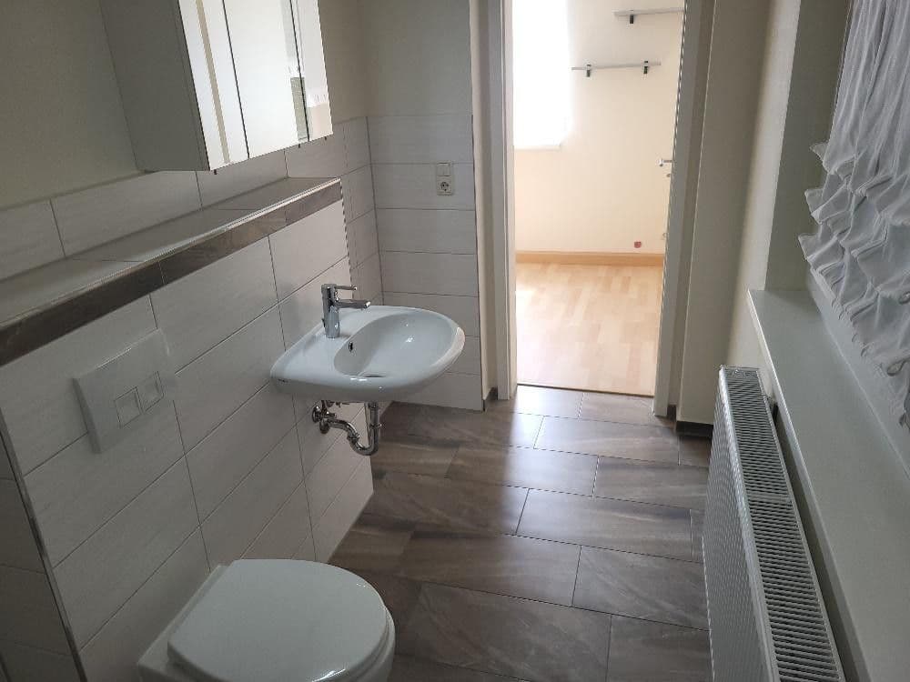 Prodej domu 200 m², pozemek 570 m², Treuen, Sasko Prodej domu 200 m², pozemek 570 m², Treuen, Sasko
