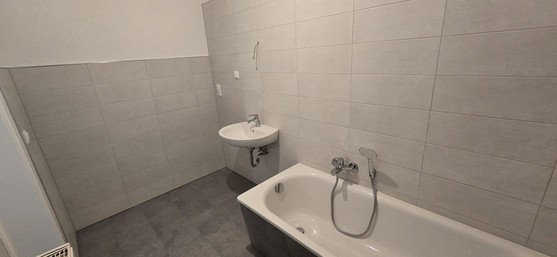 Pronájem bytu 2+1 67 m², Moritz-Löscher-Straße 22, Reichenbach, Sasko Pronájem bytu 2+1 67 m², Moritz-Löscher-Straße 22, Reichenbach, Sasko