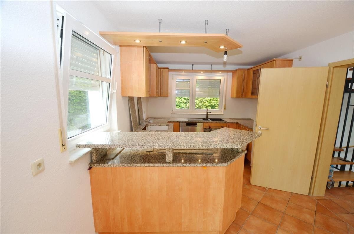 Prodej domu 143 m², pozemek 555 m², Rottweil, Bádensko-Württembersko Prodej domu 143 m², pozemek 555 m², Rottweil, Bádensko-Württembersko