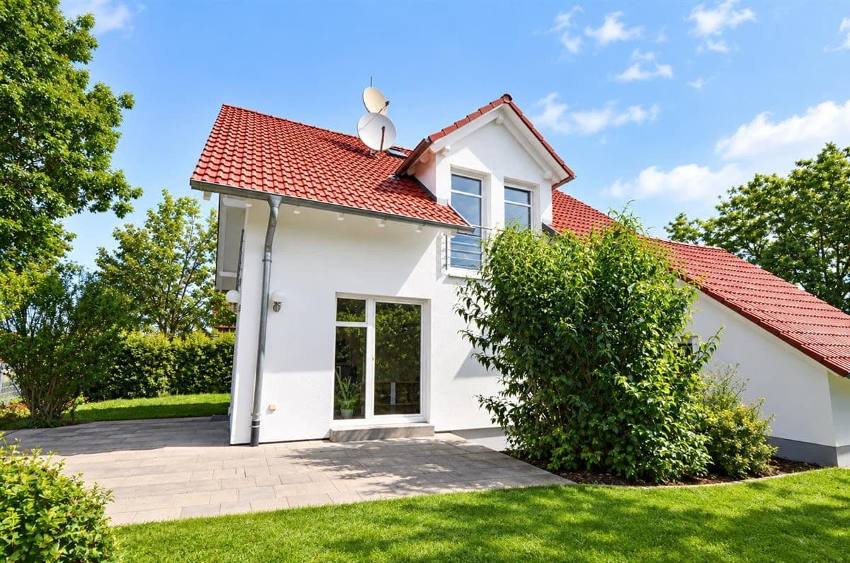 Prodej domu 143 m², pozemek 555 m², Rottweil, Bádensko-Württembersko Prodej domu 143 m², pozemek 555 m², Rottweil, Bádensko-Württembersko
