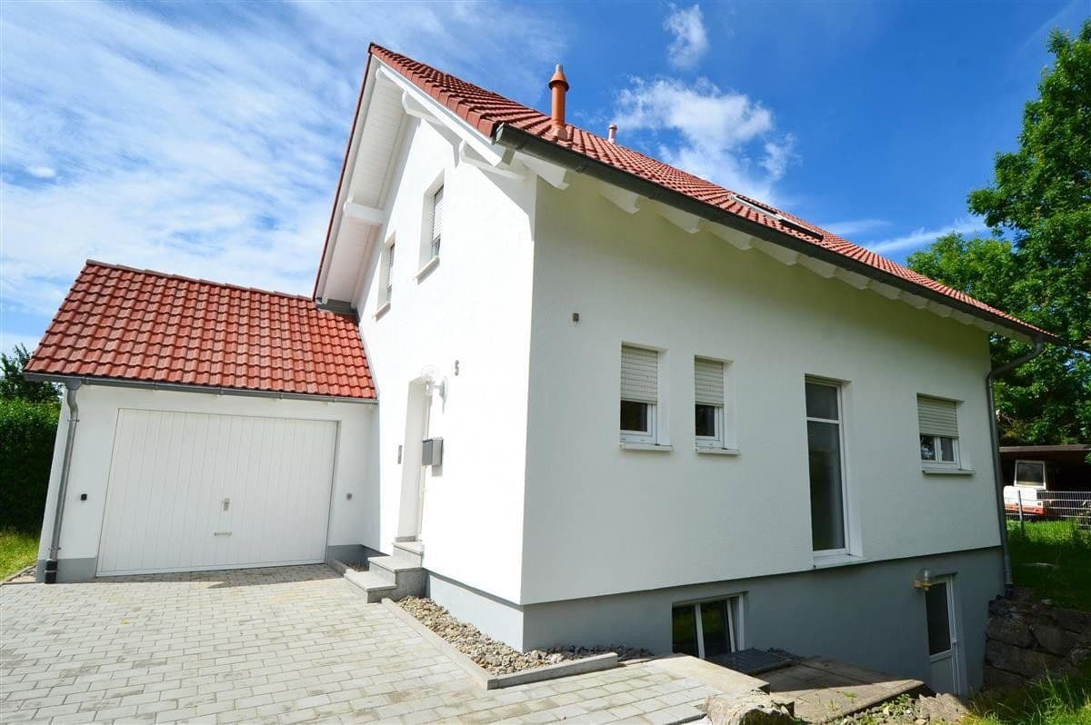 Prodej domu 143 m², pozemek 555 m², Rottweil, Bádensko-Württembersko Prodej domu 143 m², pozemek 555 m², Rottweil, Bádensko-Württembersko