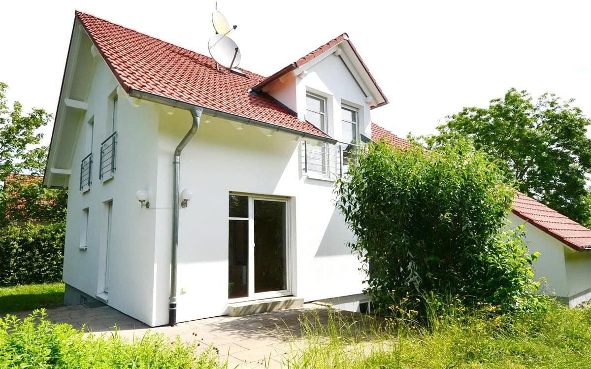 Prodej domu 143 m², pozemek 555 m², Rottweil, Bádensko-Württembersko Prodej domu 143 m², pozemek 555 m², Rottweil, Bádensko-Württembersko