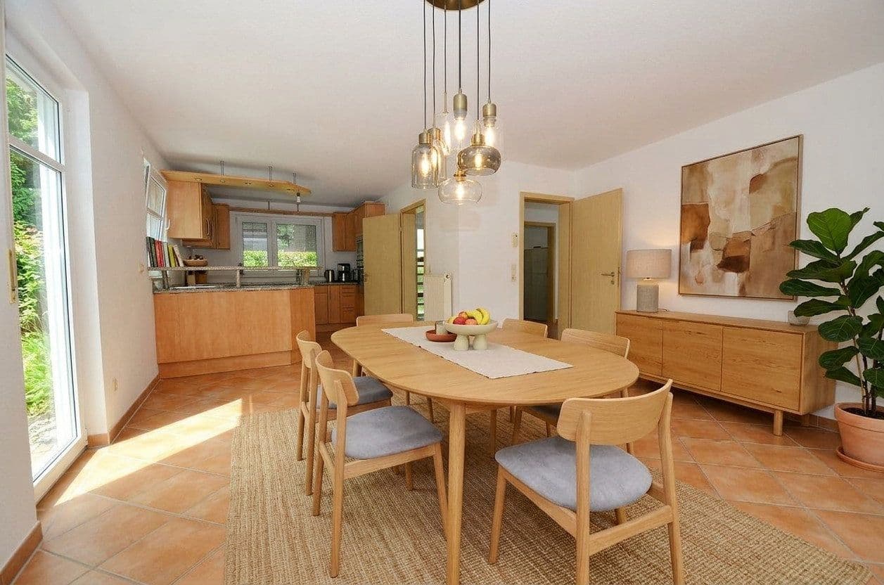 Prodej domu 143 m², pozemek 555 m², Rottweil, Bádensko-Württembersko Prodej domu 143 m², pozemek 555 m², Rottweil, Bádensko-Württembersko