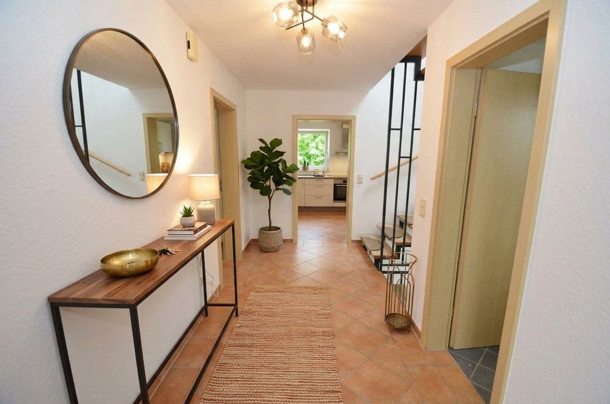 Prodej domu 143 m², pozemek 555 m², Rottweil, Bádensko-Württembersko Prodej domu 143 m², pozemek 555 m², Rottweil, Bádensko-Württembersko