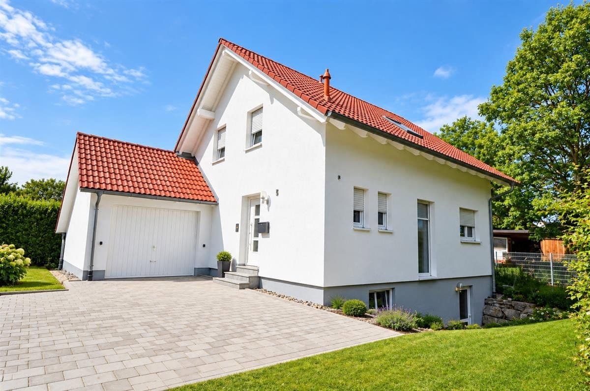 Prodej domu 143 m², pozemek 555 m², Rottweil, Bádensko-Württembersko Prodej domu 143 m², pozemek 555 m², Rottweil, Bádensko-Württembersko