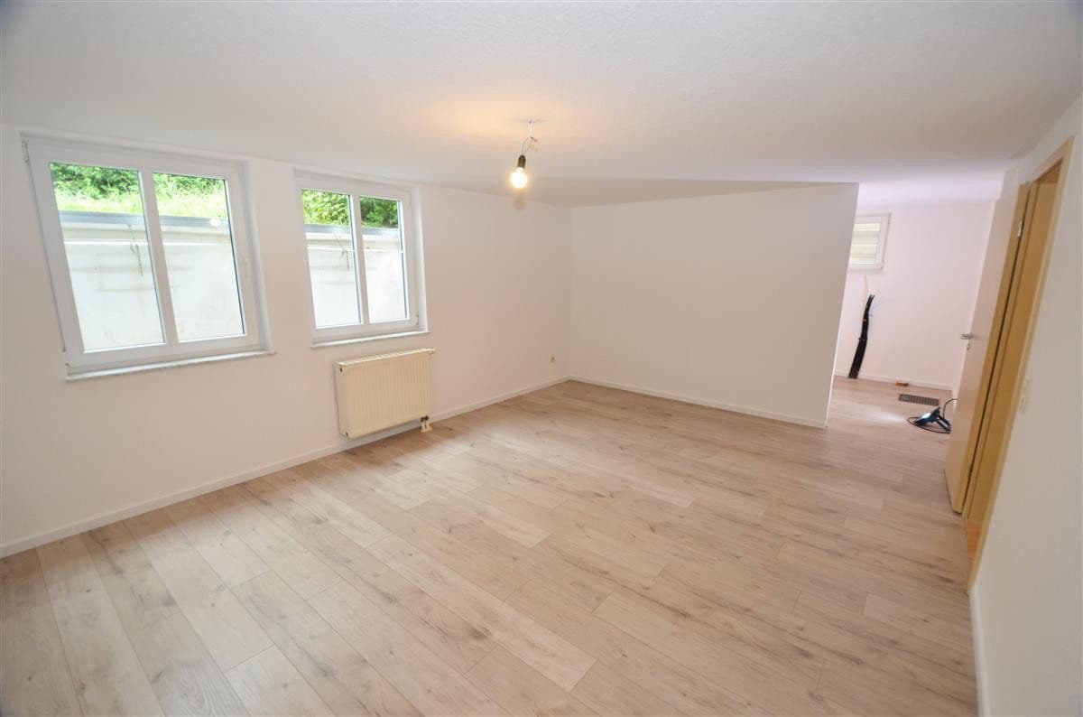 Prodej domu 143 m², pozemek 555 m², Rottweil, Bádensko-Württembersko Prodej domu 143 m², pozemek 555 m², Rottweil, Bádensko-Württembersko