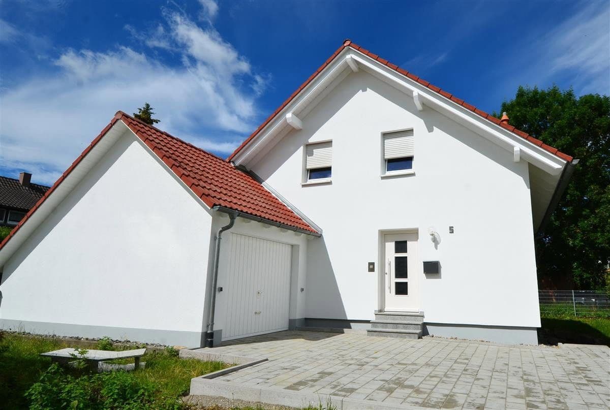 Prodej domu 143 m², pozemek 555 m², Rottweil, Bádensko-Württembersko Prodej domu 143 m², pozemek 555 m², Rottweil, Bádensko-Württembersko