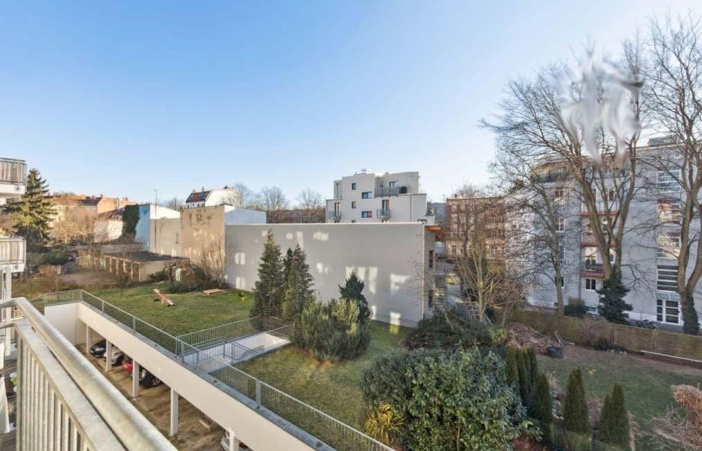 Pronájem bytu 3+1 74 m², Hoffmannstr. 1A, Berlin, Berlín Pronájem bytu 3+1 74 m², Hoffmannstr. 1A, Berlin, Berlín
