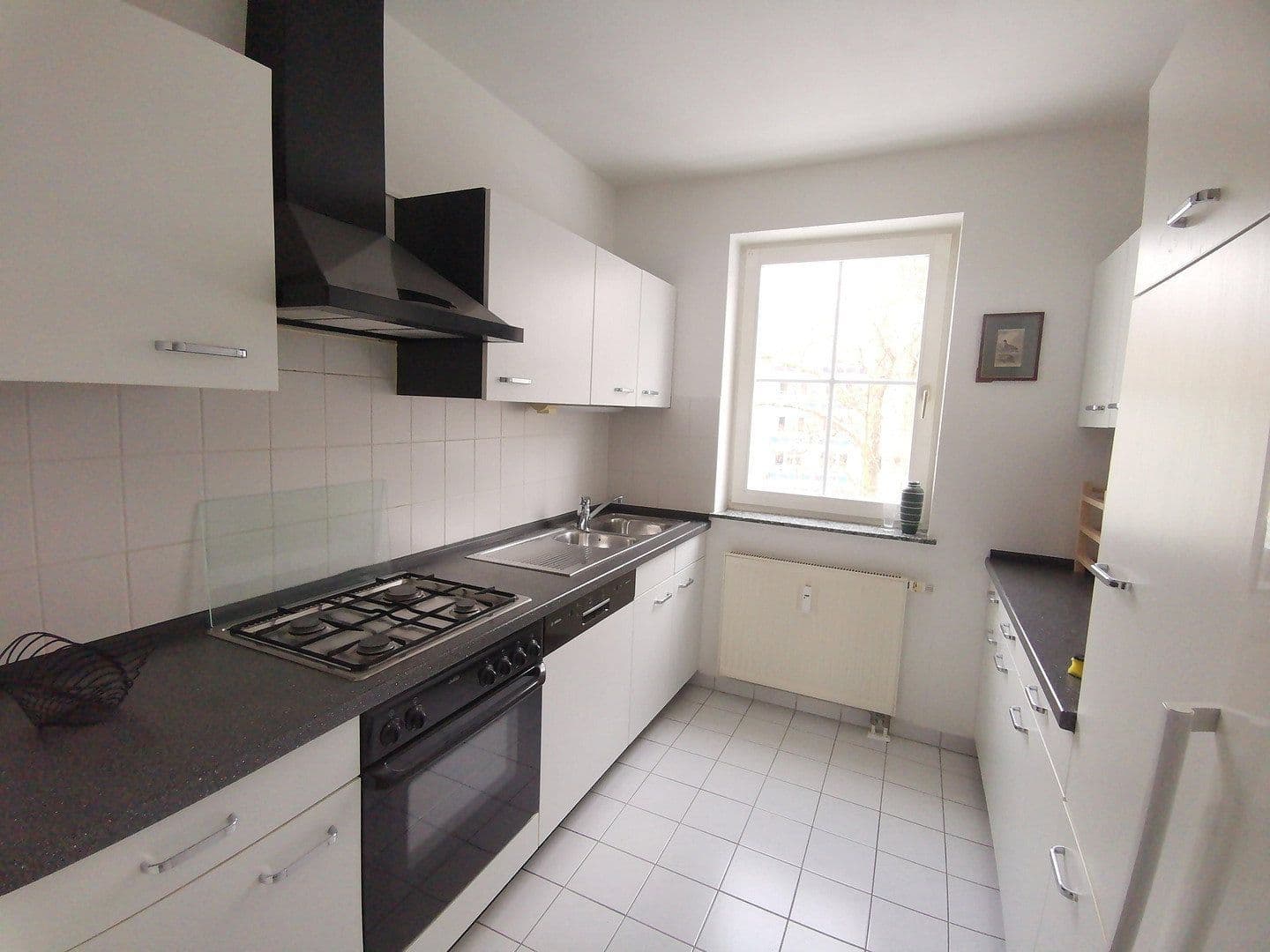 Pronájem bytu 3+1 74 m², Hoffmannstr. 1A, Berlin, Berlín Pronájem bytu 3+1 74 m², Hoffmannstr. 1A, Berlin, Berlín