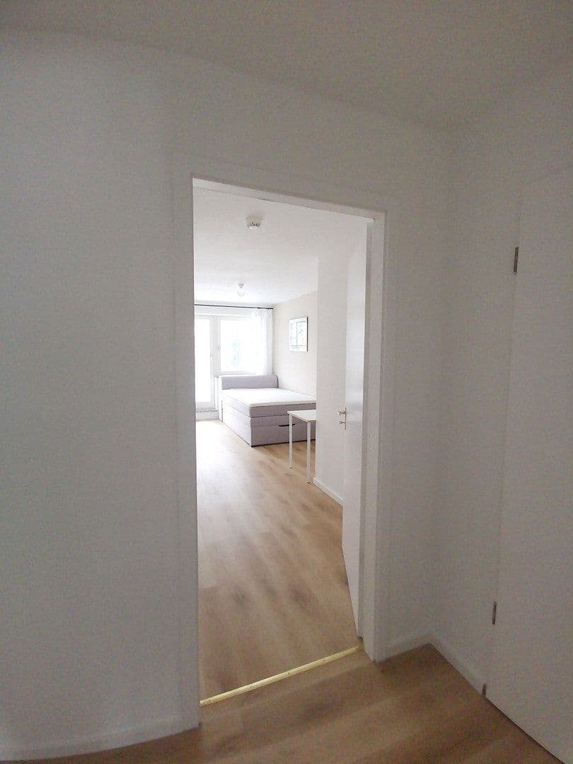 Pronájem bytu 3+1 74 m², Hoffmannstr. 1A, Berlin, Berlín Pronájem bytu 3+1 74 m², Hoffmannstr. 1A, Berlin, Berlín