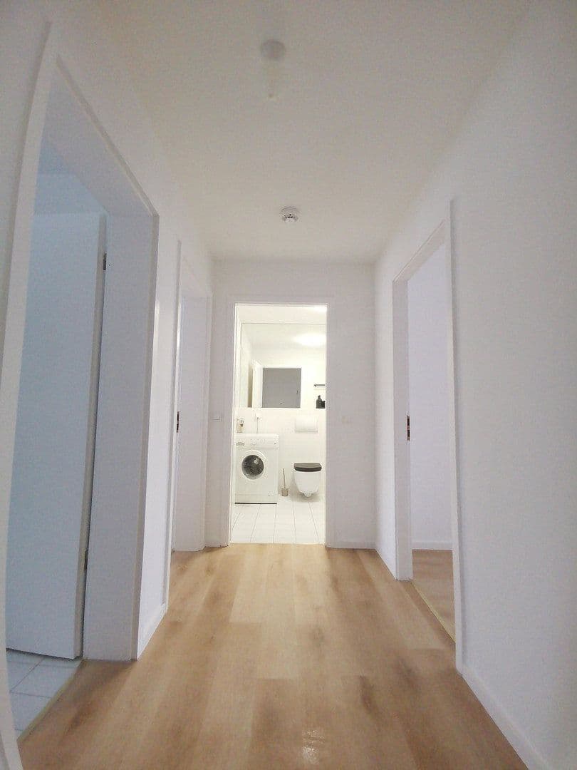 Pronájem bytu 3+1 74 m², Hoffmannstr. 1A, Berlin, Berlín Pronájem bytu 3+1 74 m², Hoffmannstr. 1A, Berlin, Berlín