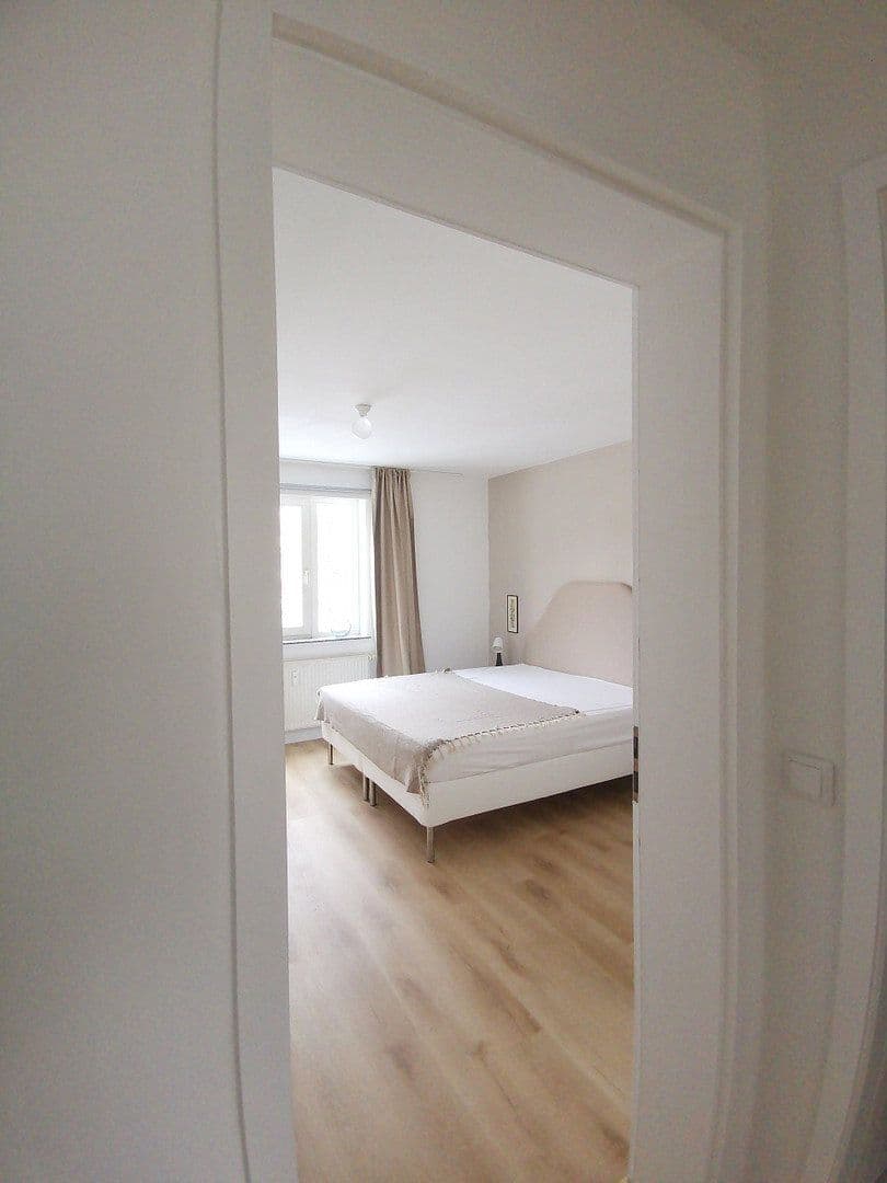 Pronájem bytu 3+1 74 m², Hoffmannstr. 1A, Berlin, Berlín Pronájem bytu 3+1 74 m², Hoffmannstr. 1A, Berlin, Berlín