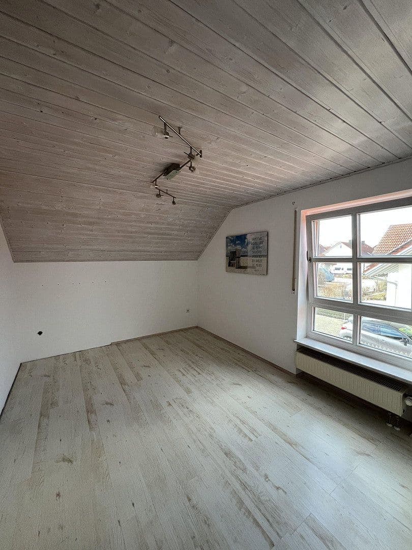 Prodej domu 110 m², pozemek 363 m², Lehmgrubenweg 13, Germaringen, Bavorsko Prodej domu 110 m², pozemek 363 m², Lehmgrubenweg 13, Germaringen, Bavorsko