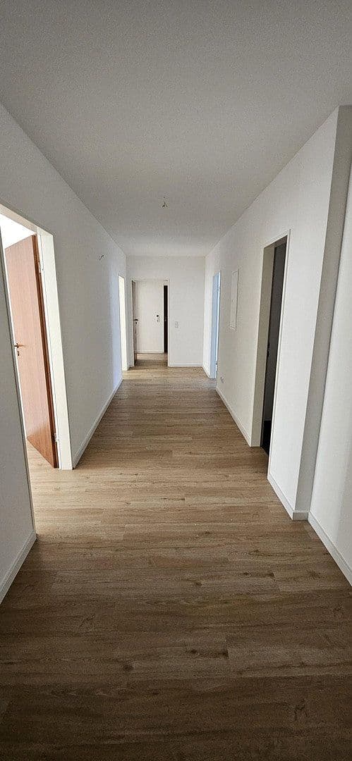 Pronájem bytu 4+1 116 m², Ratingen, Severní Porýní-Vestfálsko Pronájem bytu 4+1 116 m², Ratingen, Severní Porýní-Vestfálsko