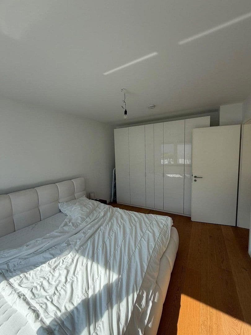 Pronájem bytu 2+1 58 m², Karlstr.23a, Neu-Isenburg, Hessen Pronájem bytu 2+1 58 m², Karlstr.23a, Neu-Isenburg, Hessen