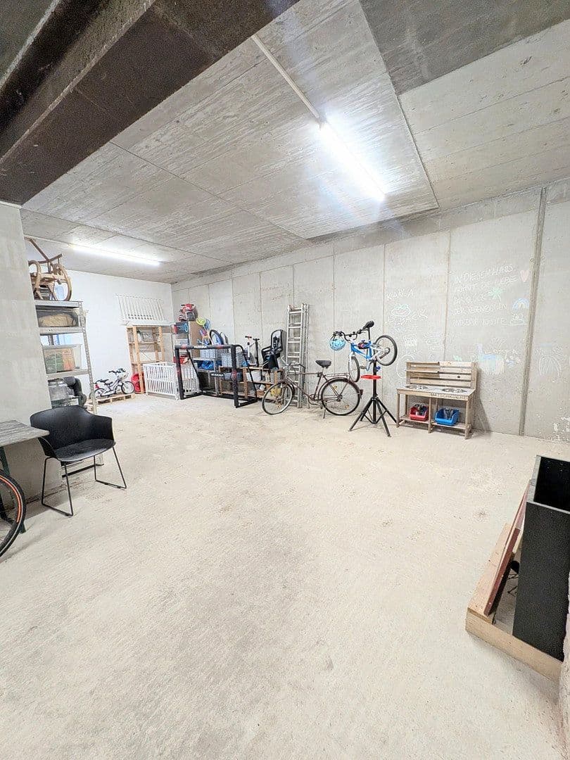 Prodej domu 261 m², pozemek 700 m², Oberfrohnaer Str. 135, Chemnitz, Sasko Prodej domu 261 m², pozemek 700 m², Oberfrohnaer Str. 135, Chemnitz, Sasko