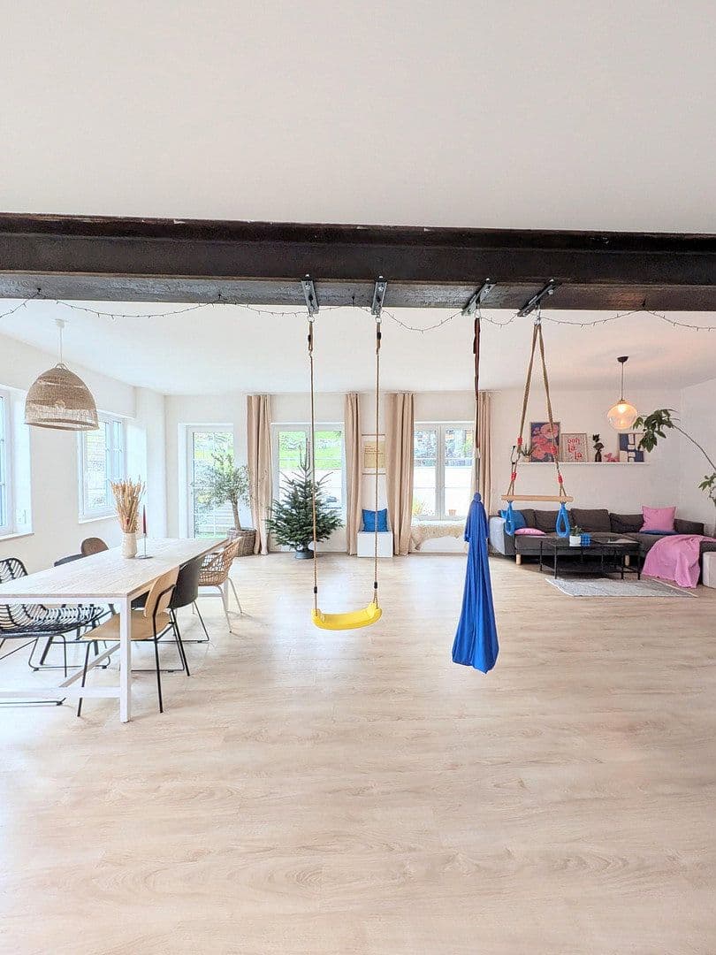 Prodej domu 261 m², pozemek 700 m², Oberfrohnaer Str. 135, Chemnitz, Sasko Prodej domu 261 m², pozemek 700 m², Oberfrohnaer Str. 135, Chemnitz, Sasko