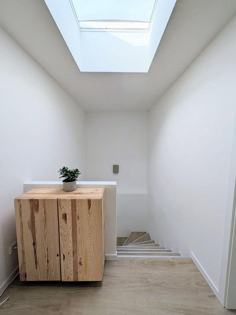 Prodej domu 261 m², pozemek 700 m², Oberfrohnaer Str. 135, Chemnitz, Sasko Prodej domu 261 m², pozemek 700 m², Oberfrohnaer Str. 135, Chemnitz, Sasko