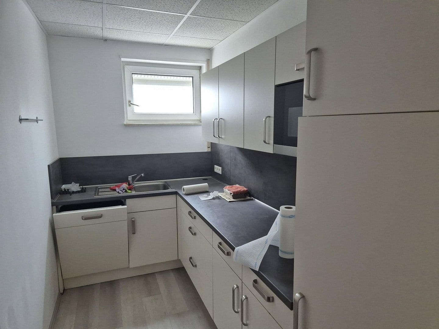 Pronájem kanceláře 187 m², Rudolf Diesel Str. 5, Schwetzingen, Bádensko-Württembersko Pronájem kanceláře 187 m², Rudolf Diesel Str. 5, Schwetzingen, Bádensko-Württembersko